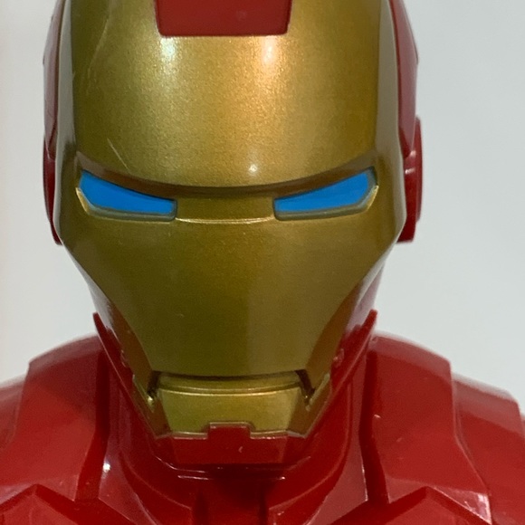 💚Iron Man Action Figure - Picture 2 of 16